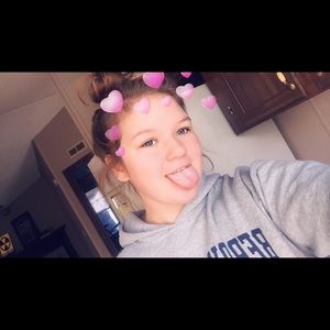 Meet your Posher, Savannah